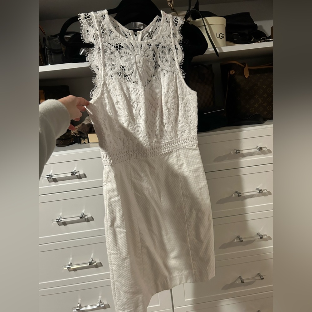 Lilly Pulitzer White Lace Shift Dress size 0